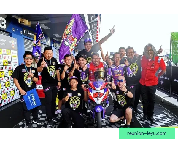 摩托车大奖赛新赛季揭幕战精彩纷呈 车手们全力备战争夺冠军