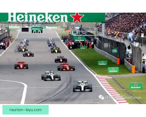 F1赛季激烈角逐开启 新车技术革新与车队战略成关键要素 F1赛季激烈角逐开启 新车技术革新与车队战略成关键要素