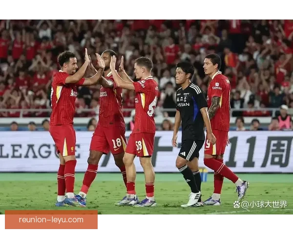 世界杯惊喜不断：中国队逆转欧洲强队晋级八强引关注